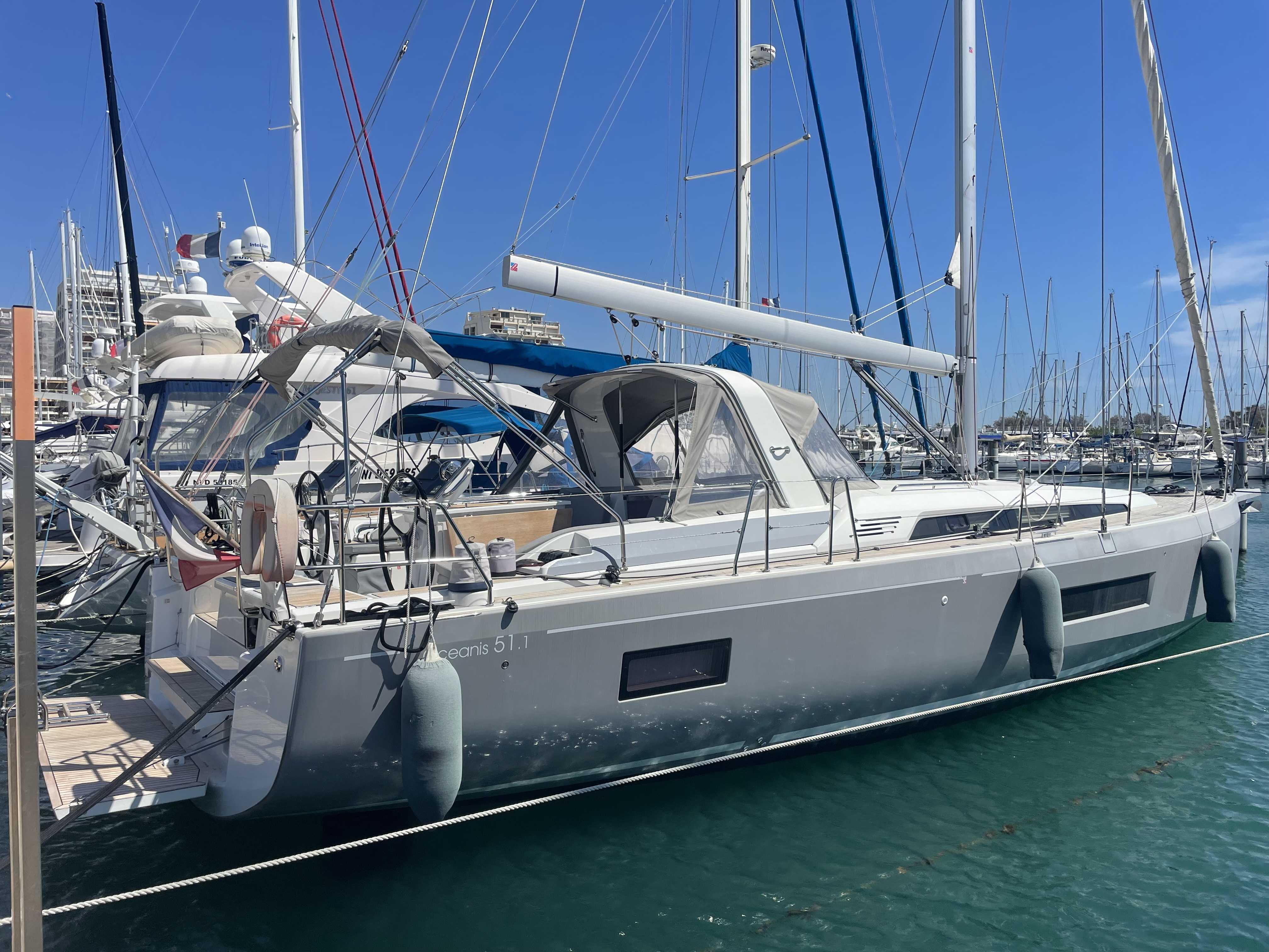 OCEANIS 51.1