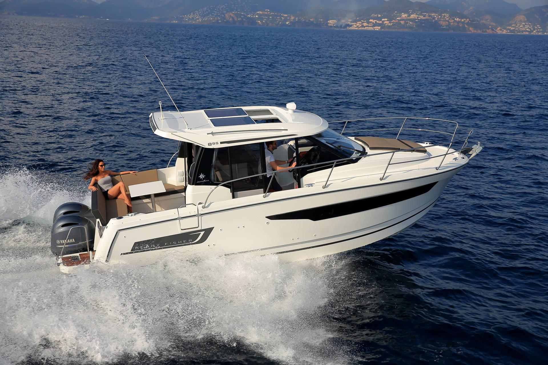 MERRY FISHER 895